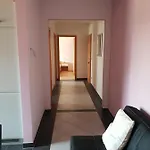Natasa Apartman *