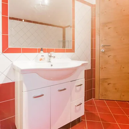 Apartment Natasa Murage
