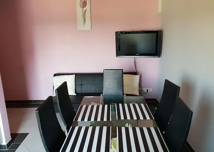 Natasa Apartman Murage