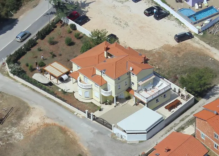 Appartement Natasa *